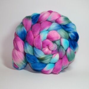 Merino Wool Tussah Silk Hand Dyed Roving Combed Top for Spinning Felting 11524